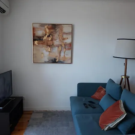 아파트 3 Bedroom Penthouse With A/c And Private Terrace
